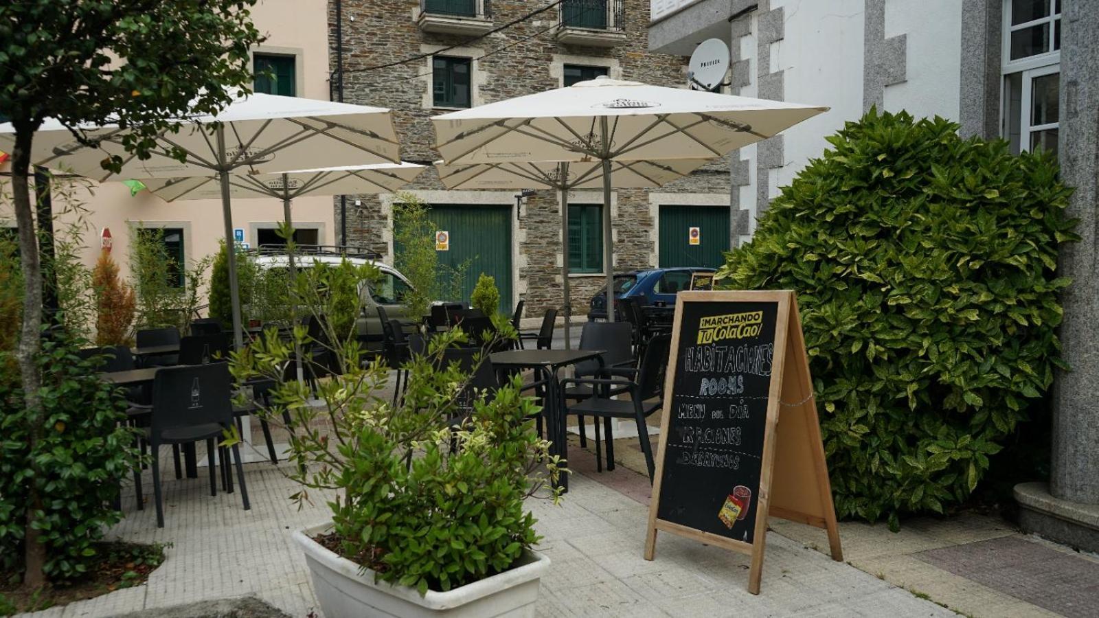 Pension Castro Parrillada Samos Εξωτερικό φωτογραφία