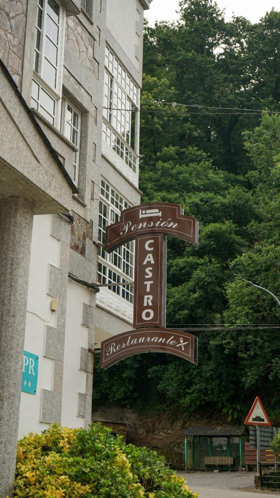Pension Castro Parrillada Samos Εξωτερικό φωτογραφία